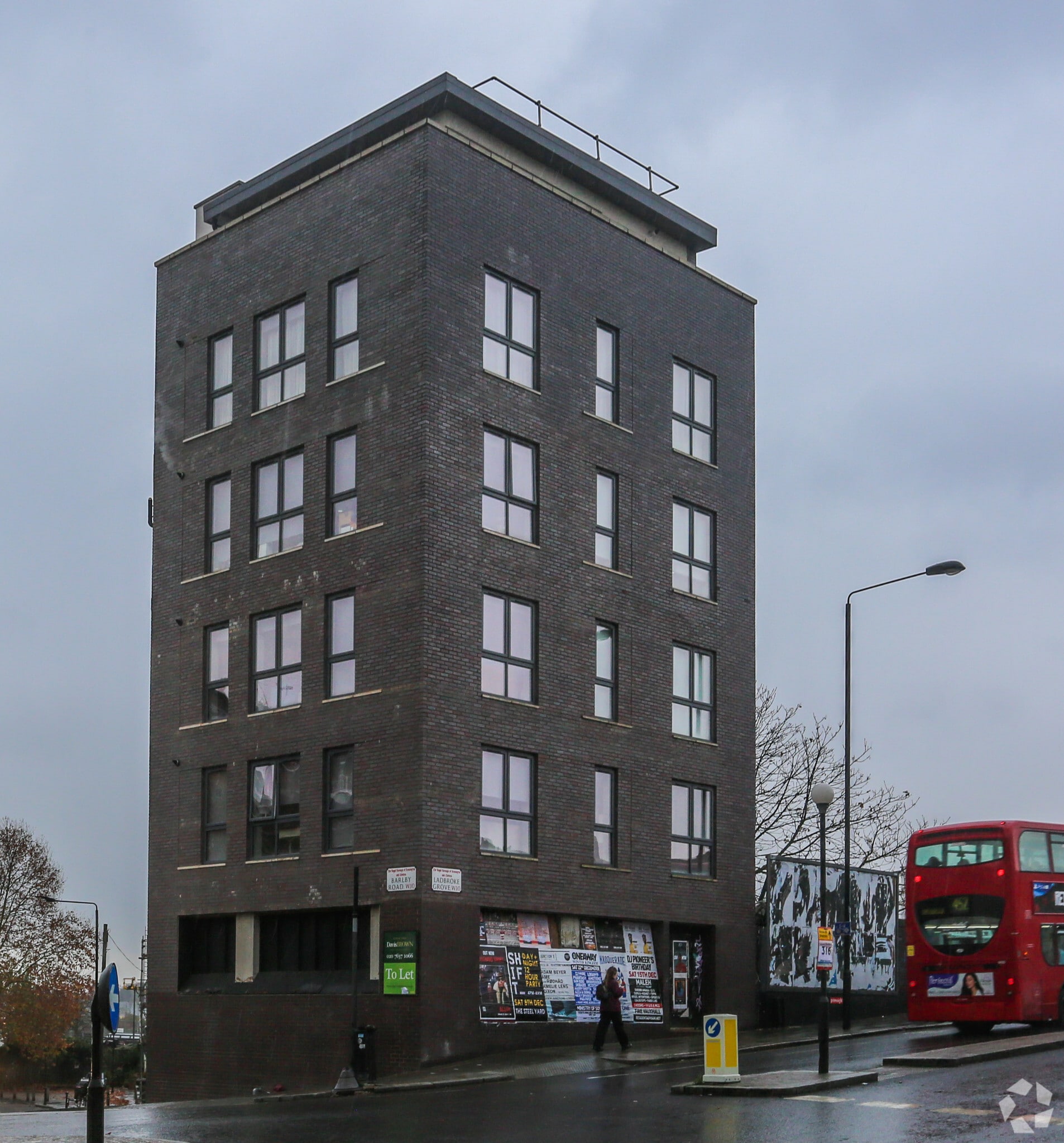 355 Ladbroke Grove, London for sale Primary Photo- Image 1 of 1