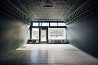 609 Warren St, Hudson, NY for lease Interior Photo- Image 2 of 14