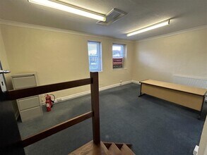 4-8 Kenn Rd, Clevedon for lease Interior Photo- Image 2 of 3