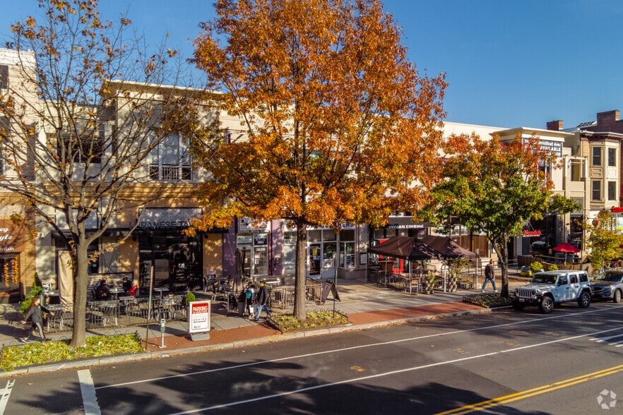 2631-2641 Connecticut Ave NW, Washington, DC for lease - Building Photo - Image 2 of 6
