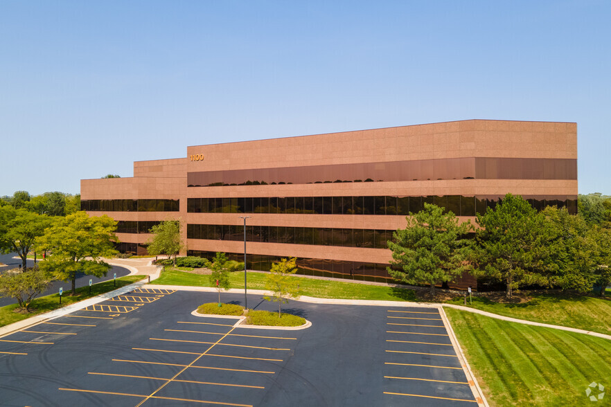 1100 W Lake Cook Rd, Buffalo Grove, IL for sale - Building Photo - Image 3 of 10