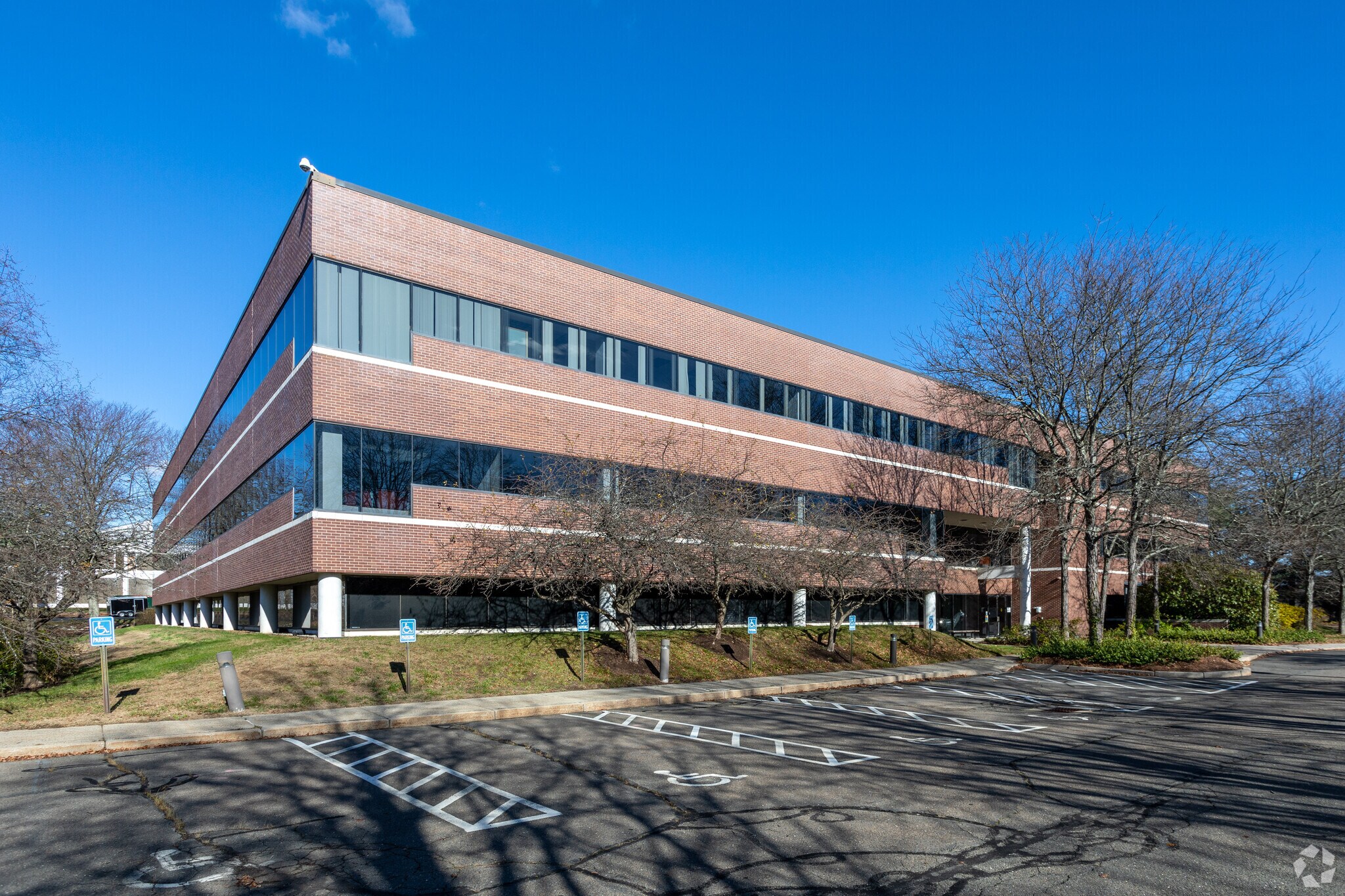 75 Merritt Blvd, Trumbull, CT 06611 Office/Medical for Lease