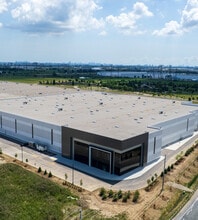 850 Gibraltar Rd, Vaughan, ON for lease Building Photo- Image 2 of 10