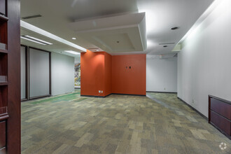 250 W Huron Rd, Cleveland, OH for lease Interior Photo- Image 2 of 5