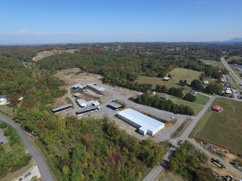 1975 Walnut Grove Rd, Sevierville, TN 37876