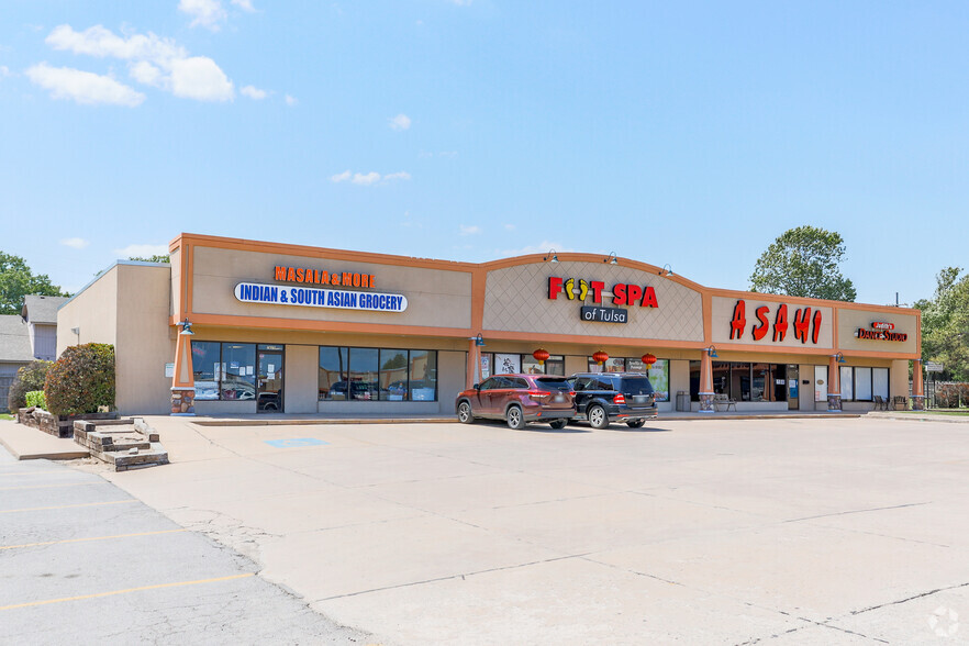 7825-7879 E 71st St, Tulsa, OK for lease - Building Photo - Image 1 of 13