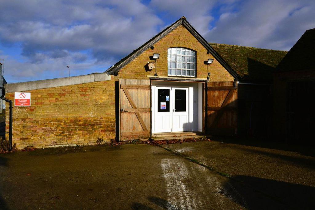 1 Walkern Hall, Walkern for lease Primary Photo- Image 1 of 5