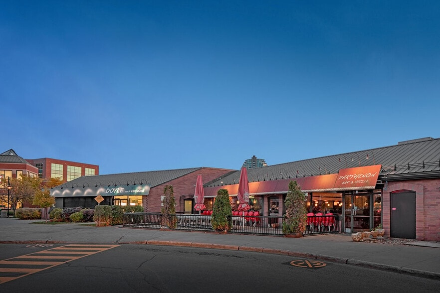 40 Pl du Commerce, Montréal, QC for lease - Building Photo - Image 3 of 9