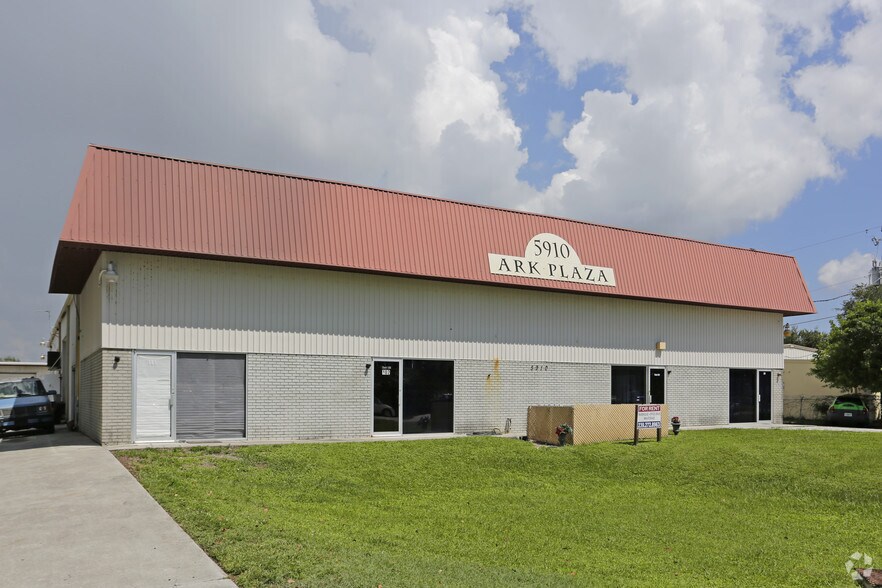 5910 Taylor Rd, Naples, FL for sale - Building Photo - Image 1 of 1