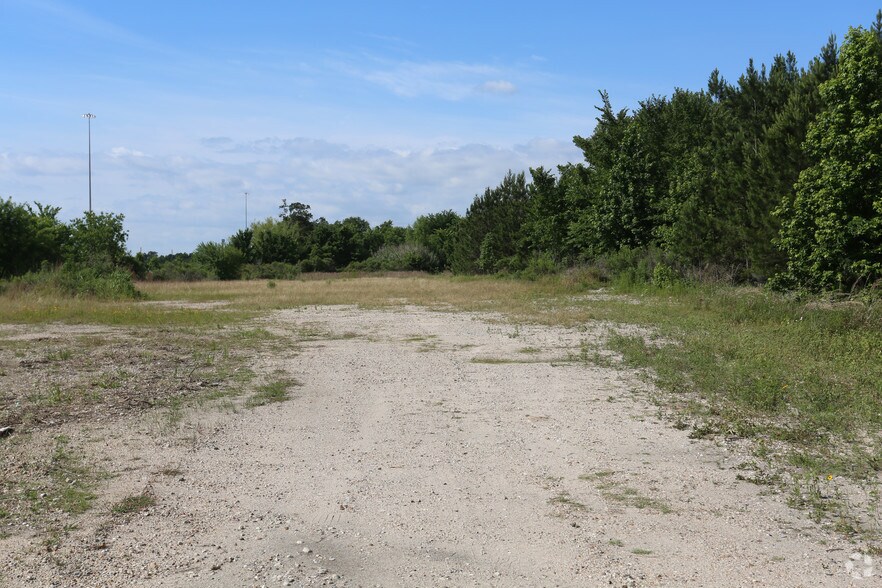 25425 US Highway 59, Porter, TX for sale - Primary Photo - Image 1 of 1