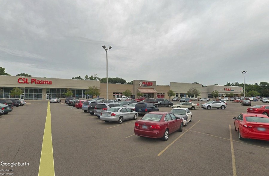 34414-34790 Ford Rd, Westland, MI for lease - Building Photo - Image 2 of 7