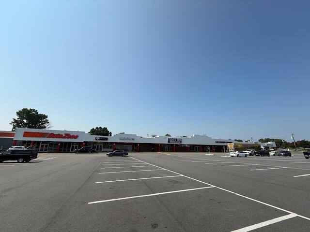 3917-3933 W Gate City Blvd, Greensboro, NC for sale Building Photo- Image 1 of 7