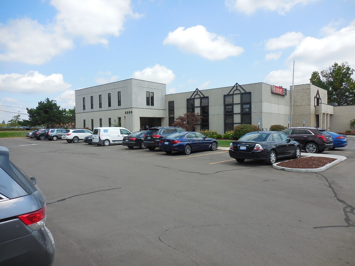 2200 Green Rd, Ann Arbor, MI 48105