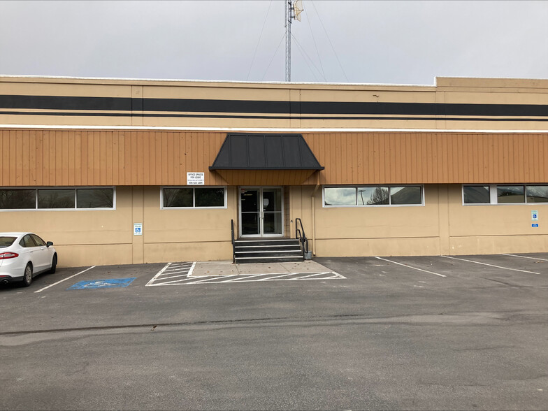 1600 North Ave W, Missoula, MT for lease - Building Photo - Image 2 of 2