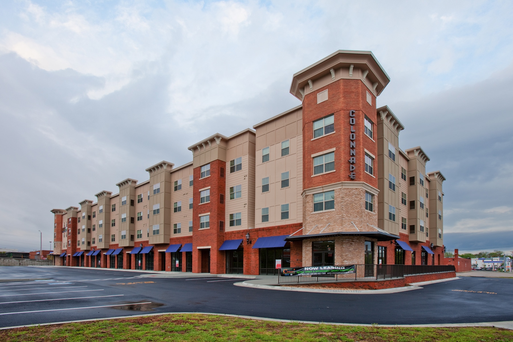 351 N Mason St, Harrisonburg, VA for lease Building Photo- Image 1 of 3