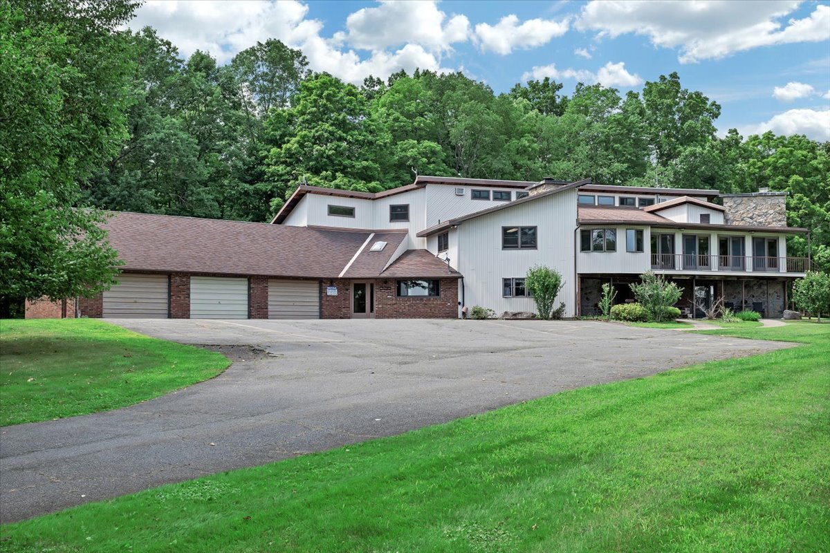 82 Millers Corners Rd, Averill Park, NY for sale Primary Photo- Image 1 of 75