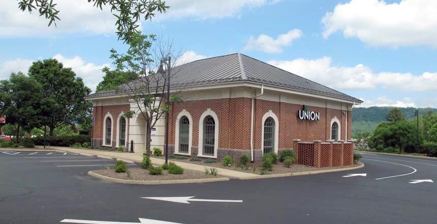 1330 Parham Cir, Charlottesville, VA for sale Primary Photo- Image 1 of 1