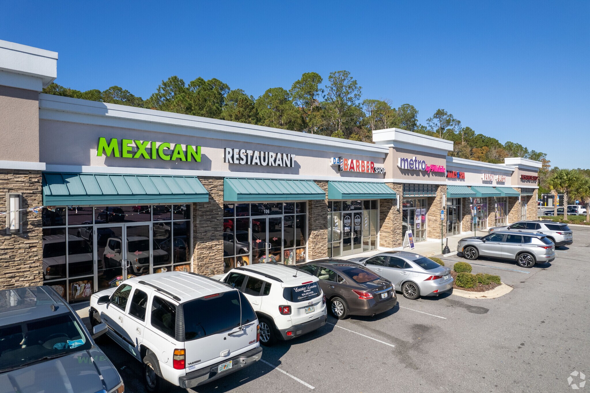 70257099 Collins Rd, Jacksonville, FL 32244 Collins Plaza