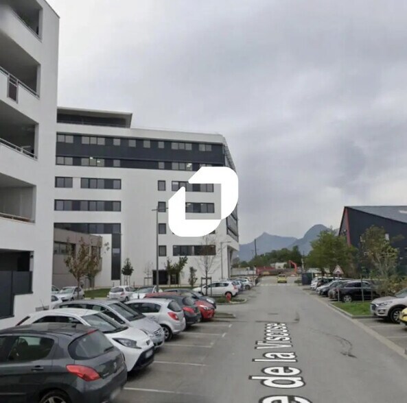 Office in Échirolles for lease - Building Photo - Image 2 of 5