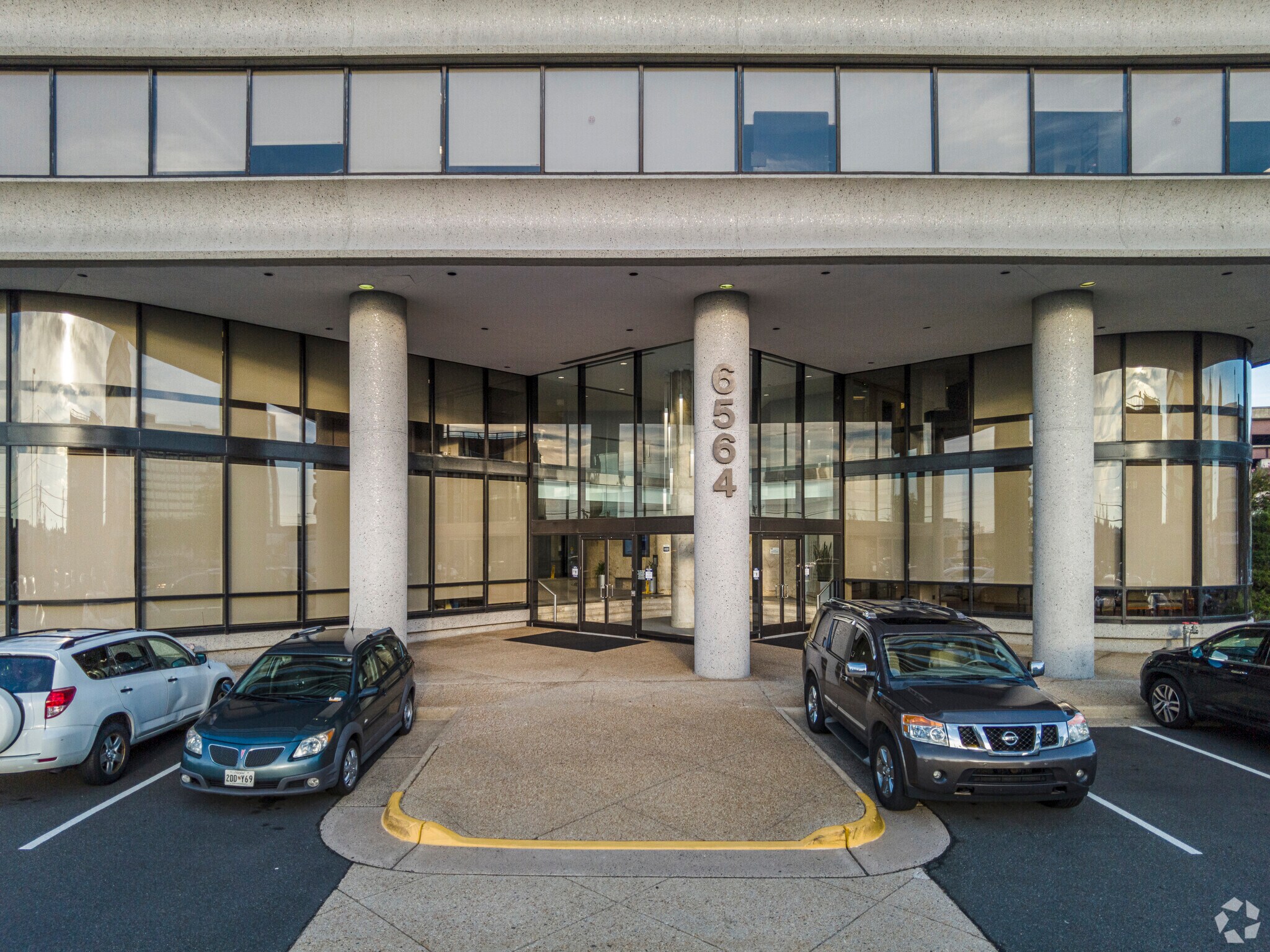 6564 Loisdale Ct Springfield VA 22150 Offices at Springfield Town