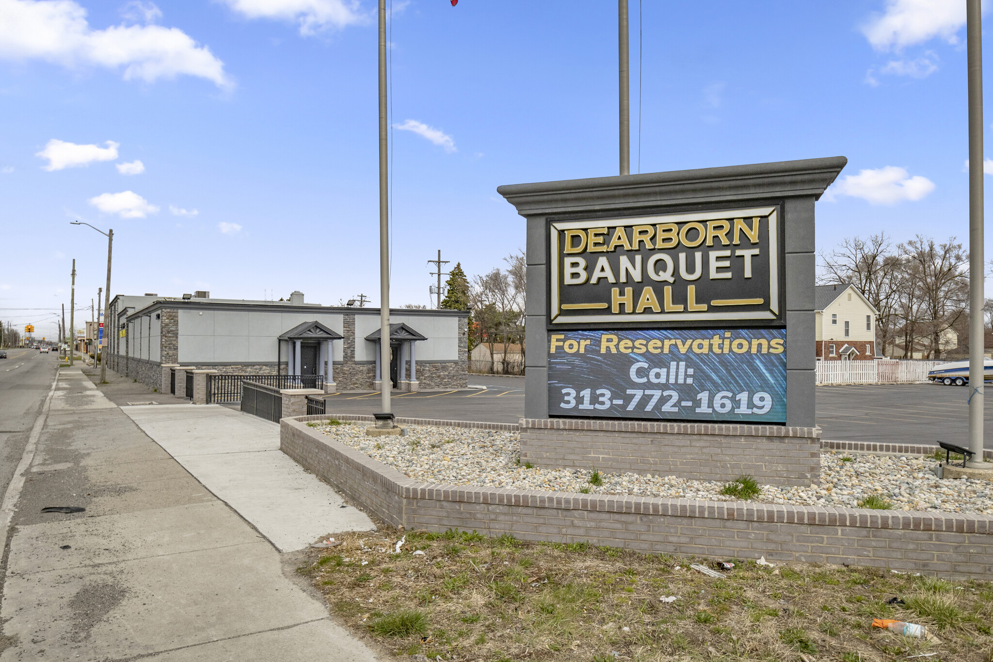 7910 Greenfield Rd, Dearborn, MI for sale Building Photo- Image 1 of 1