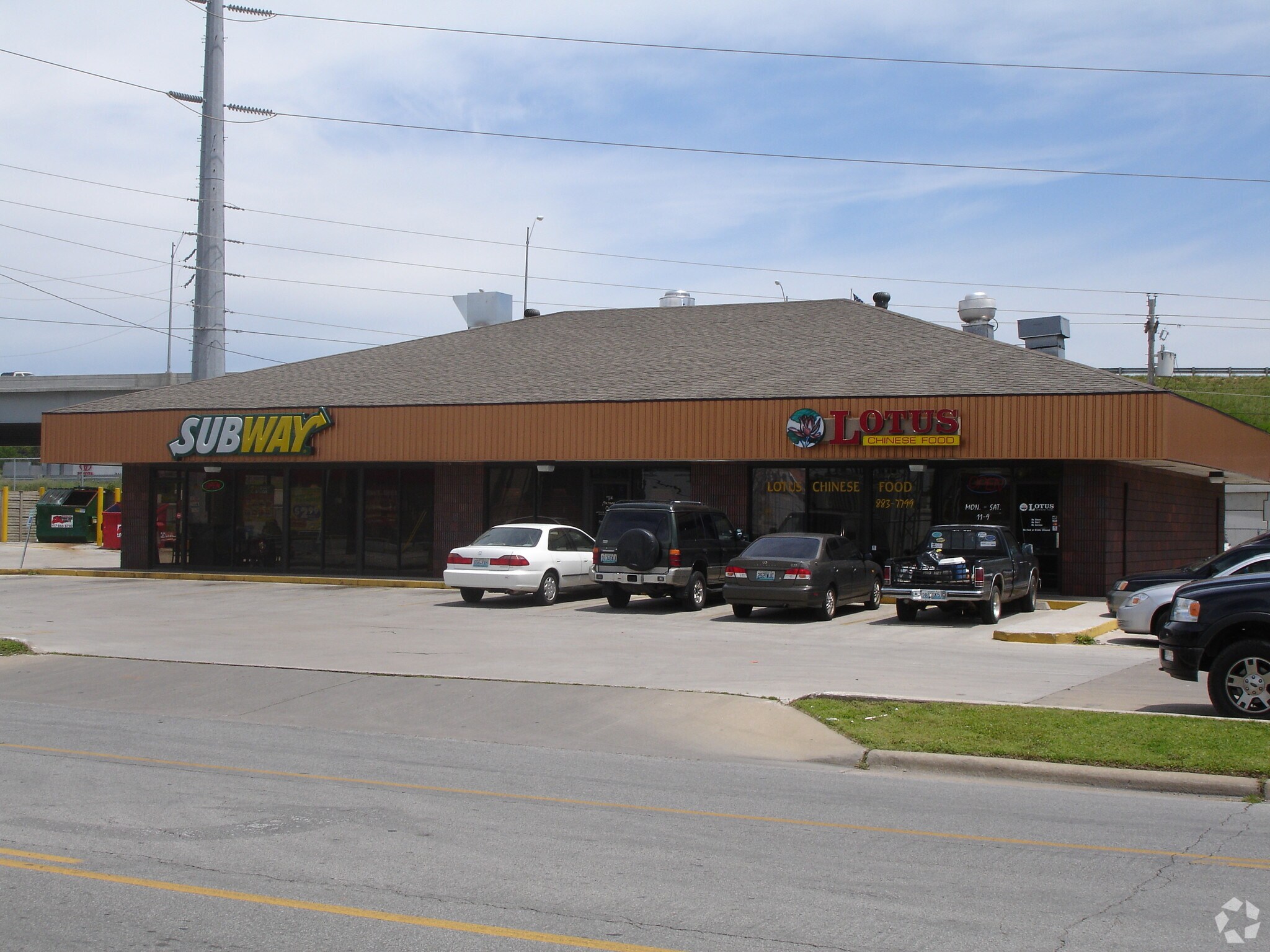 1834 S Ingram Mill Rd, Springfield, MO for sale Primary Photo- Image 1 of 1