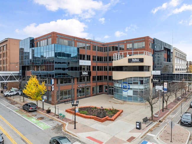 More details for 221 3rd Ave SE, Cedar Rapids, IA - Office, Retail for Lease