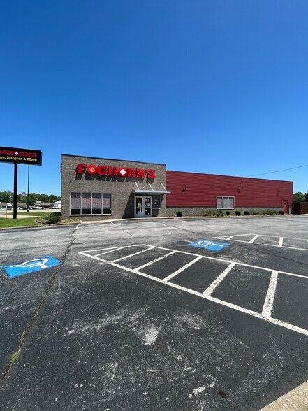 1400 Highway 412 W, Siloam Springs, AR for lease - Primary Photo - Image 1 of 15