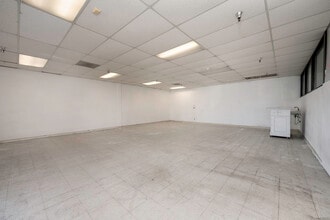 2338 E Anaheim St, Long Beach, CA for lease Interior Photo- Image 1 of 2