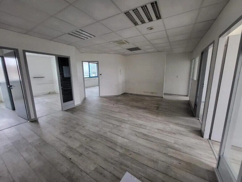 Office in Epagny Metz-Tessy for sale - Interior Photo - Image 2 of 6