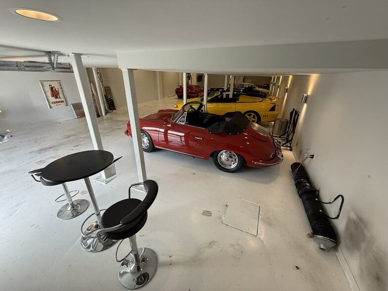 2220 N Pacific St, Seattle, WA for lease - Interior Photo - Image 3 of 14