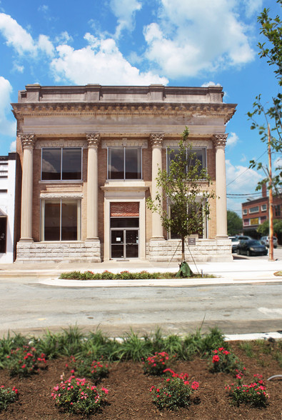 136 N Queen St, Kinston, NC for sale - Building Photo - Image 1 of 1