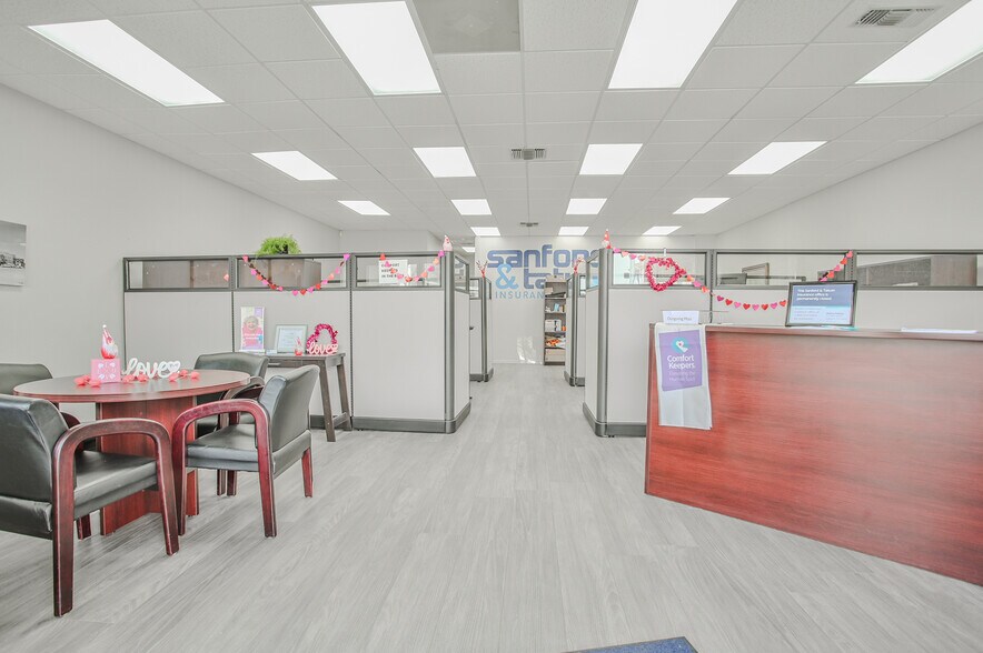 1824 26th St, Snyder, TX for sale - Interior Photo - Image 2 of 25