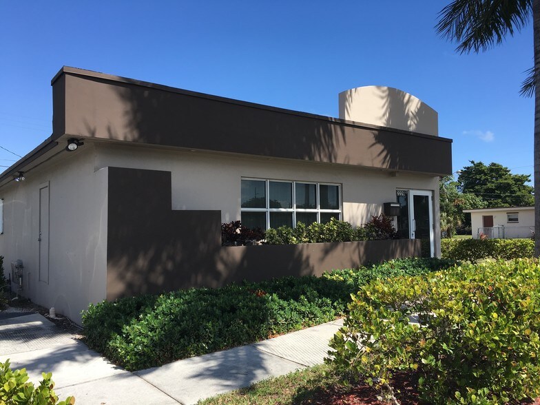2229 Sheridan St, Hollywood, FL for sale - Primary Photo - Image 1 of 1