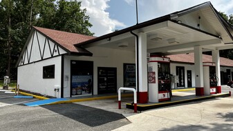 3380 SE Lake Weir Ave, Ocala FL - Gas Station