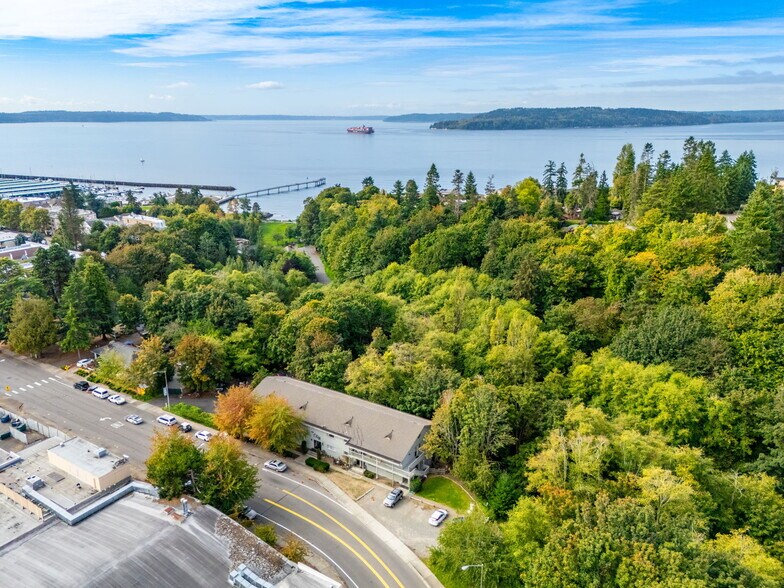 21833 7th Ave S, Des Moines, WA for sale - Building Photo - Image 2 of 21
