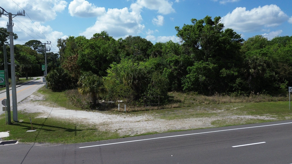 W Halifax Avenue, Oak Hill, FL for sale - Building Photo - Image 3 of 3