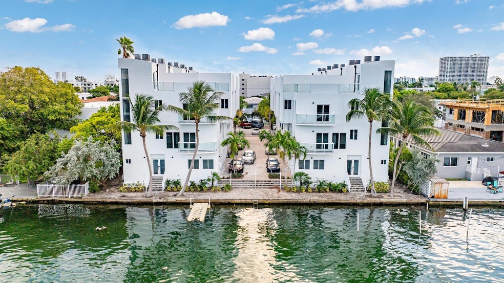 1975-1985 Calais Dr, Miami Beach, FL for sale - Building Photo - Image 1 of 35