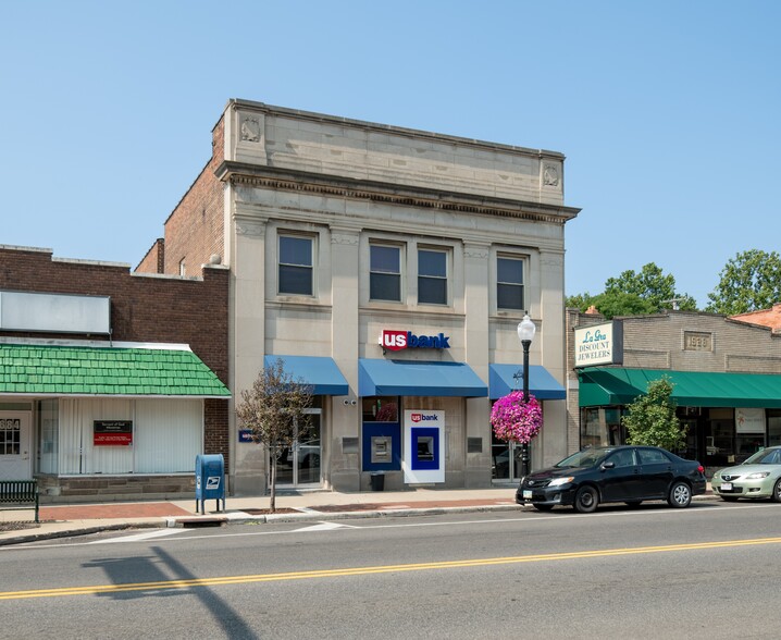 680 Broadway Ave, Bedford, OH for sale - Building Photo - Image 1 of 7