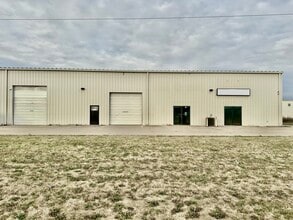 3 Quest Dr, Bloomington, IL for lease Interior Photo- Image 1 of 7