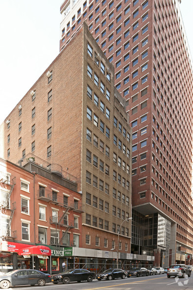 46-48 Water St, New York, NY for sale - Primary Photo - Image 1 of 7