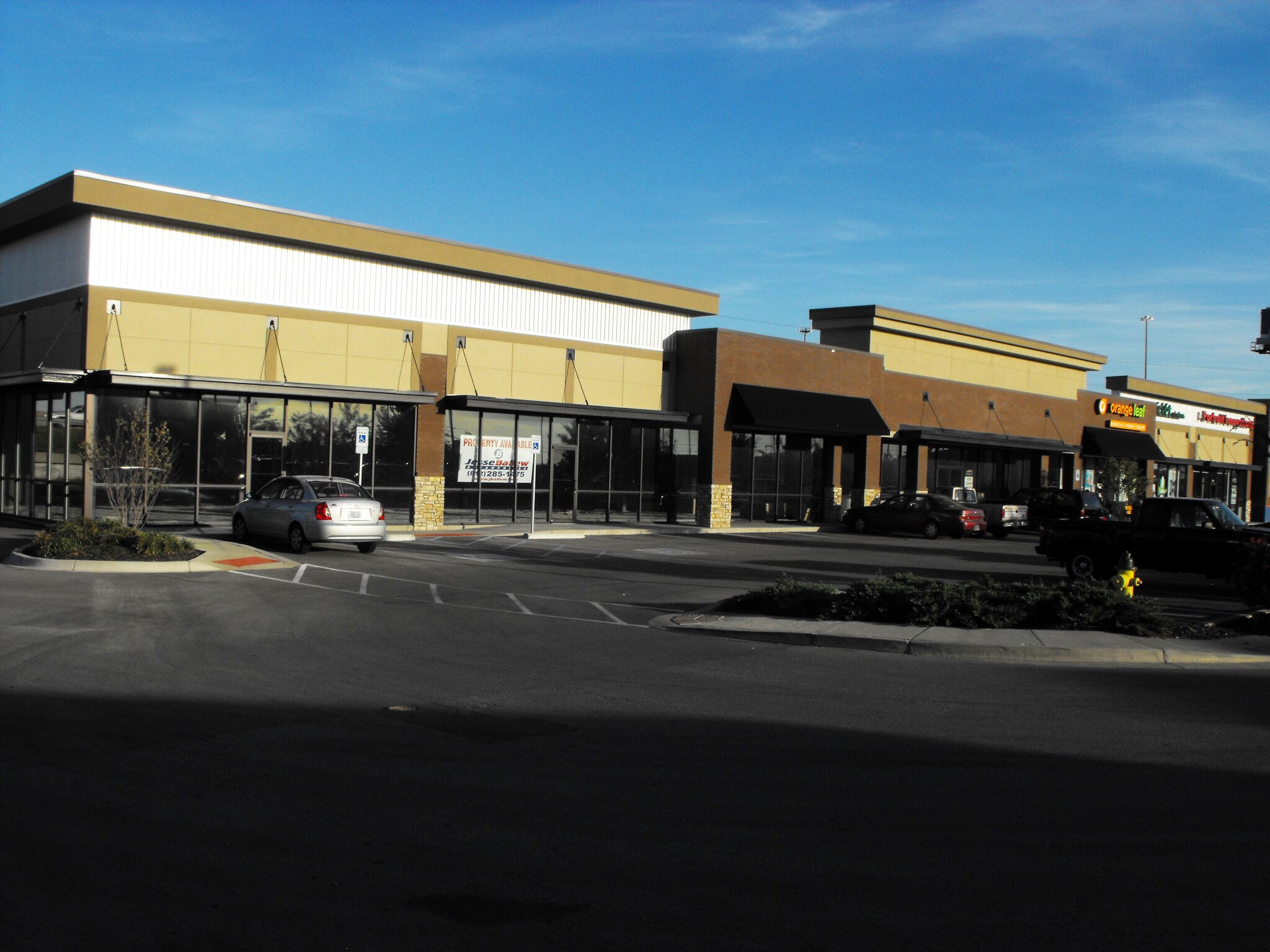 1440 Veteran Pky Ct, Clarksville, IN for sale Building Photo- Image 1 of 1