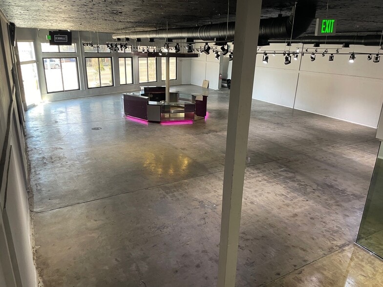 4900-4906 Lankershim Blvd, North Hollywood, CA for lease - Building Photo - Image 2 of 32