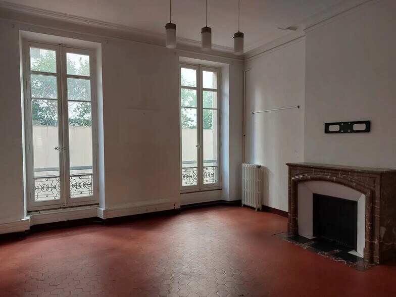 18 Rue Victor Clappier, Toulon for lease - Building Photo - Image 2 of 7