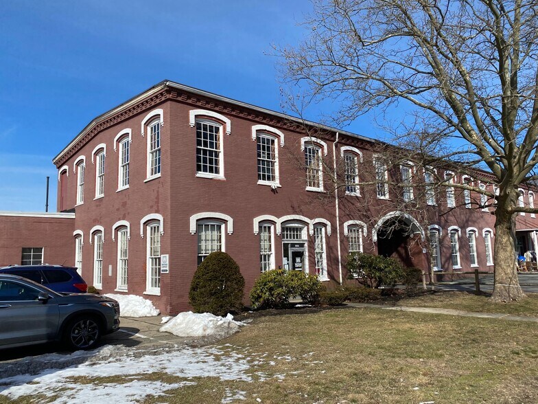 356 South Ave, Whitman, MA 02382