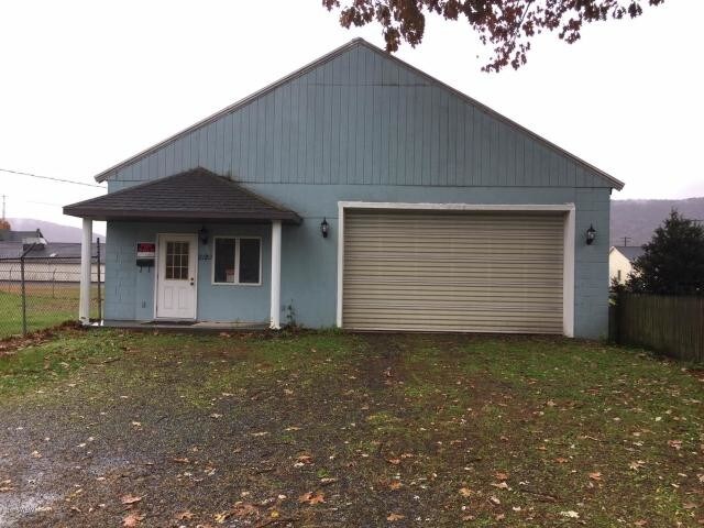 2129 Webb St Williamsport Pa 17701 Auto Dealership Property