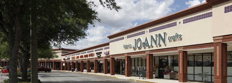 4329-4391 Commercial Way, Spring Hill, FL for lease - Building Photo - Image 2 of 7