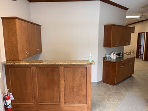 120 W Aurora Rd, Northfield, OH for lease Interior Photo- Image 2 of 11