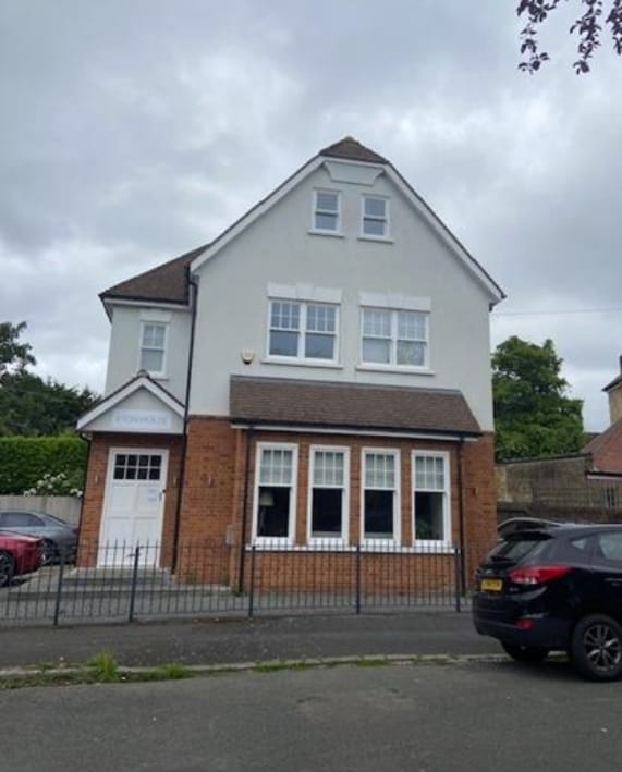 Portsmouth Rd, Esher for lease Building Photo- Image 1 of 2