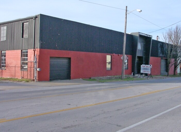 1326 E Trafficway, Springfield, MO for sale - Primary Photo - Image 1 of 1